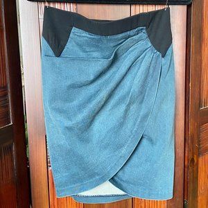 Helmut Lang denim stretchy pencil skirt NWOT